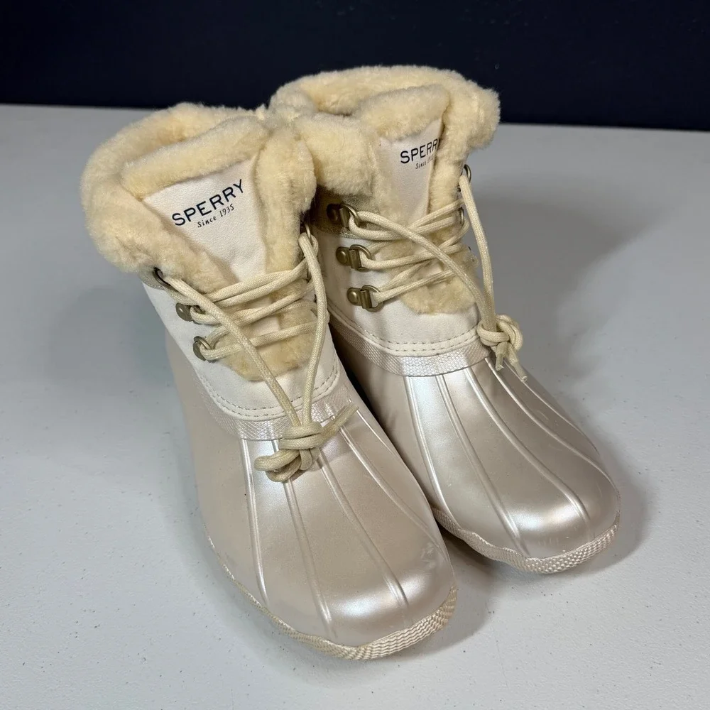 Sperry‎ Saltwater Duck Boots 5 Champagne Metallic Faux Fur Trim Side Zip